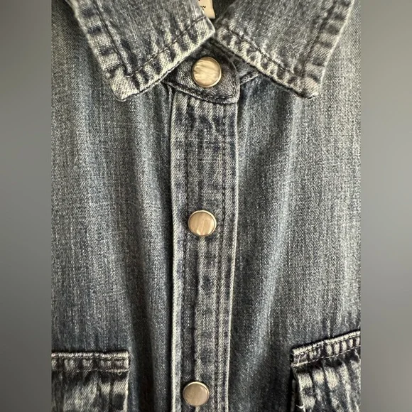 J. Crew Denim Chambray Button Down Shirt with Pearl Snaps - Picture 5 of 13